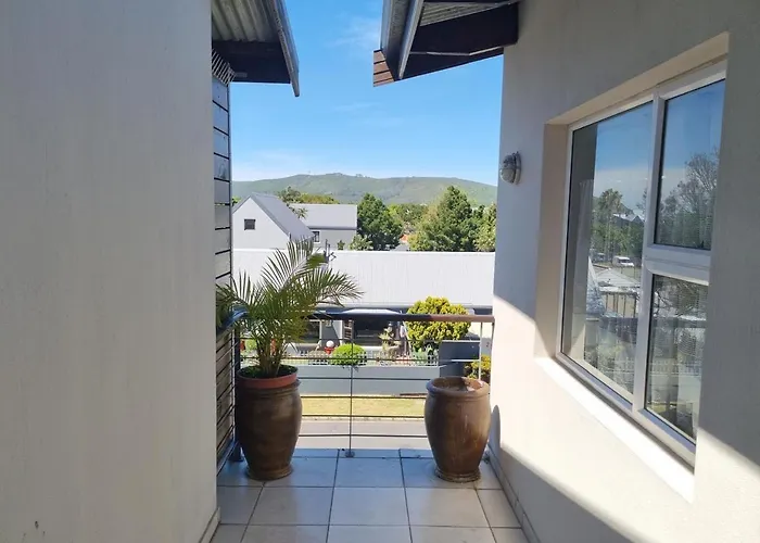 Two Bedroom On Trotter