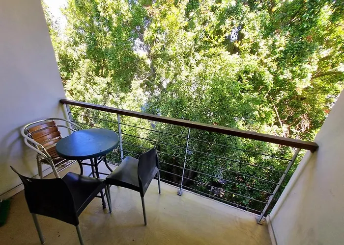 Two Bedroom On Trotter